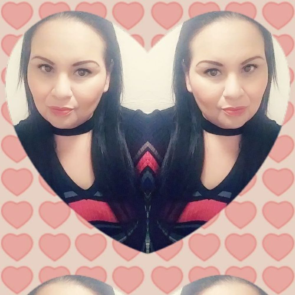 Meet your Posher, Monica